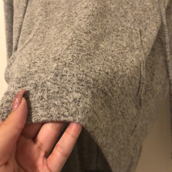 Gray pullover sweater 🔥 - Picture 4 of 4